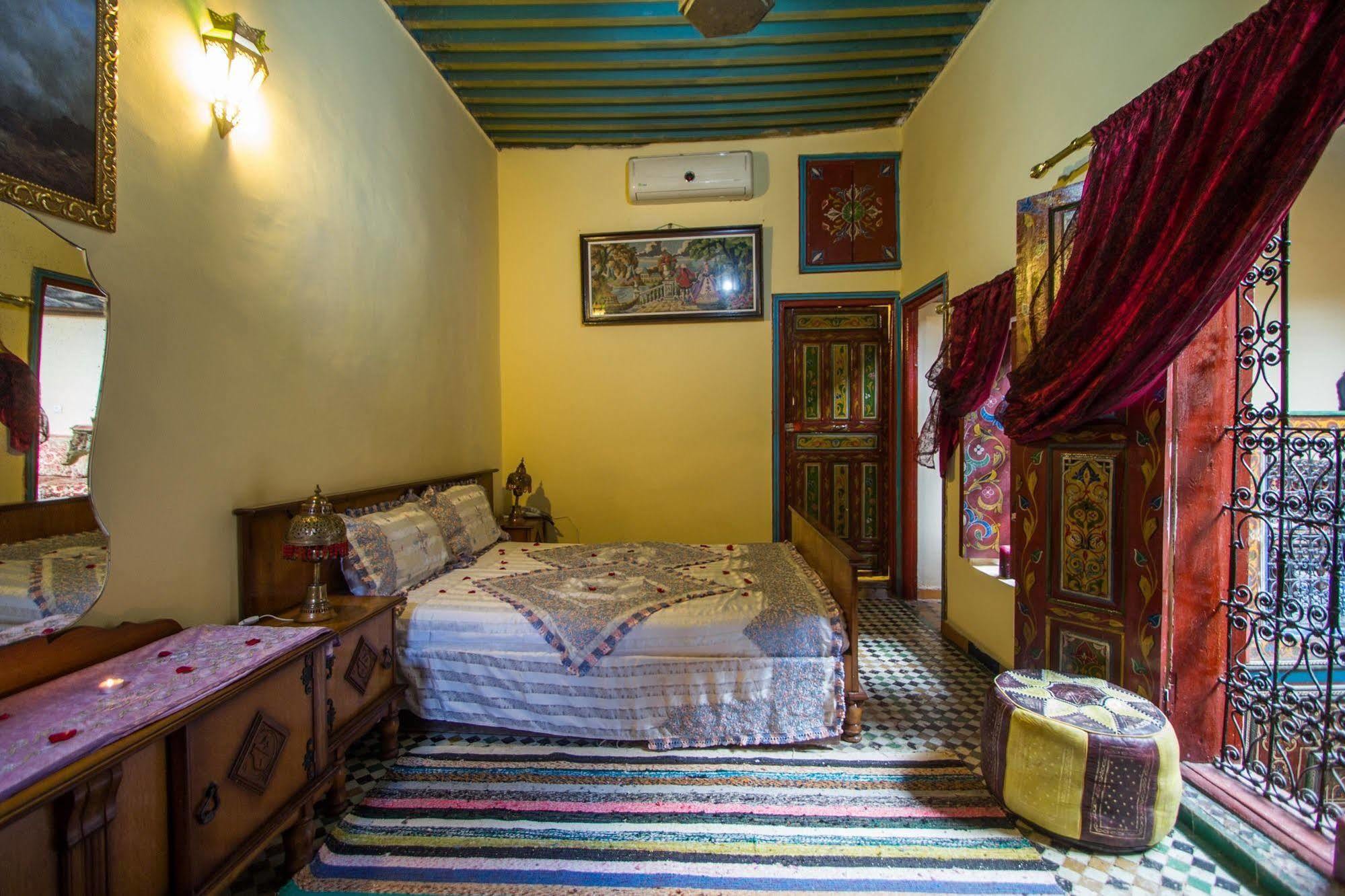 Riad La Source Bleue Fès Exterior foto